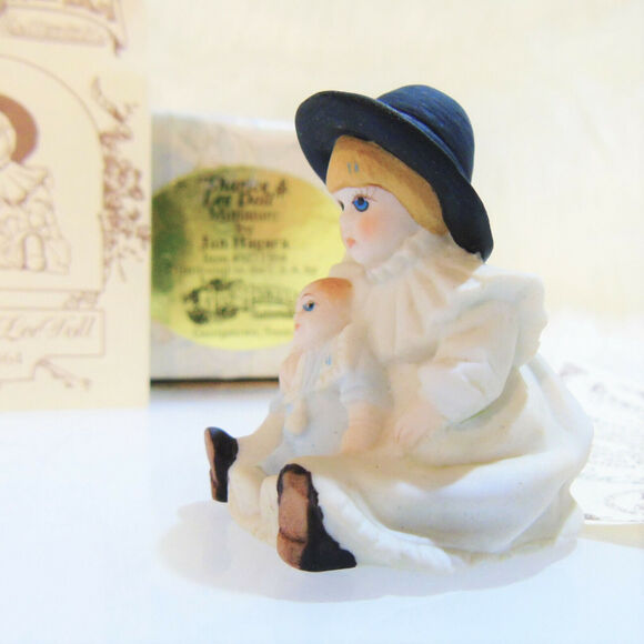Jan Hagara SHARICE & LEE DOLL Miniature Porcelain FIGURINE w/ Baby Doll New Box - Picture 4 of 6